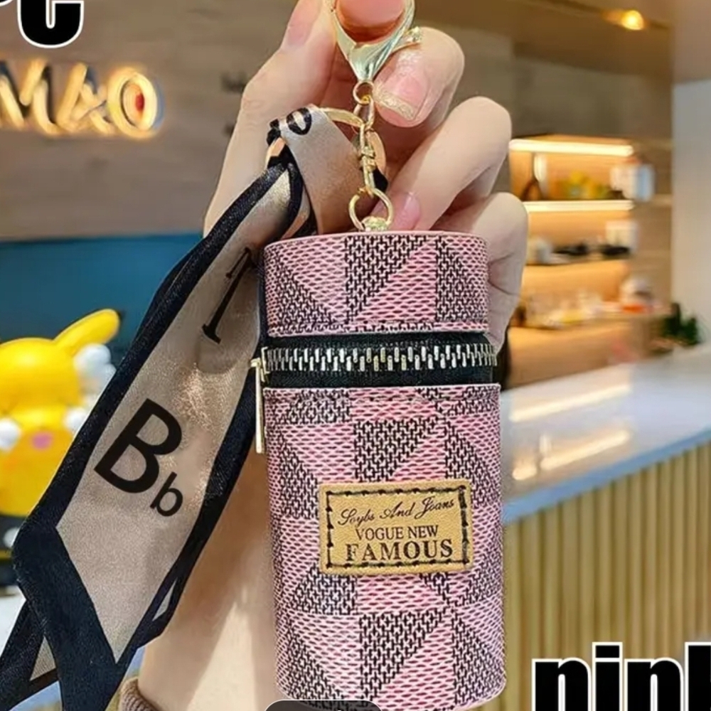 NWT! Retro Mini Zipper Coin Purse With Scraf In Pink
